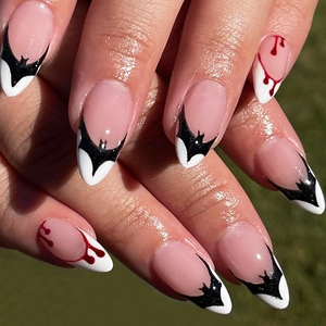 Halloween Press On Nails Goutte De Sang Chauve-souris Design French Amande Faux Ongles Femmes Fête Manucure Gothique