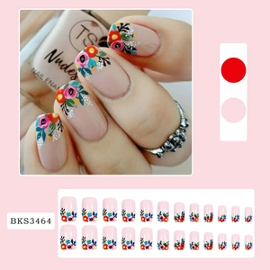 Faux ongles French floraux avec motifs de fleurs colorées et base rose, ensemble de 24 pièces