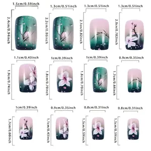 Size chart showing 12 sizes of dark green gradient flower press-on nails with measurements