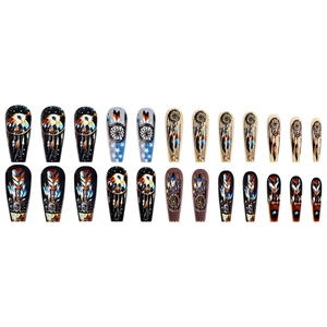 Bohemian Sarg-Kunstnägel zum Aufdrücken mit bunten Federn und Traumfänger-Motiven