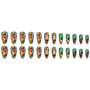 Coffret de faux ongles amande noirs avec motifs automnaux de citrouilles et baies