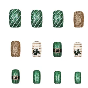 Size chart for clover press-on nails with 12 sizes in cm and inch measurements