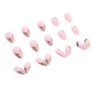 Faux ongles amande avec imprimé léopard, base rose et accents dorés scintillants