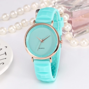Elegant mint green silicone quartz watch for women with rose gold case and textured strap