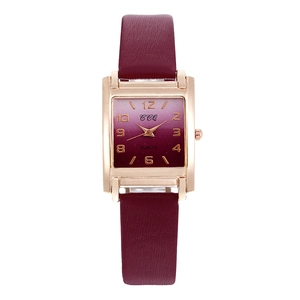 Orologio al quarzo da donna con cinturino in pelle bordeaux e quadrante rosa sfumato