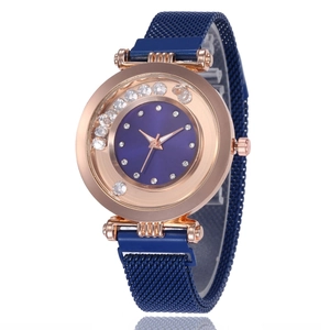 Montre quartz pour femme or rose avec bracelet milanais bleu et cristaux mobiles
