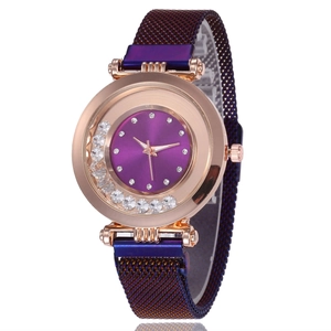 Montre femme élégante avec cadran violet, boîtier or rose et bracelet magnétique