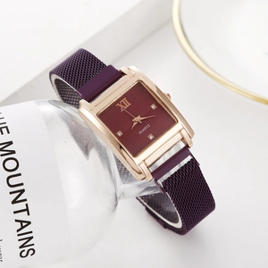 Elegante Quadratische Damen Quarzuhr Mit Magnetischem Netzarmband Strass Römischen Ziffern Zifferblatt Luxus Damen Armbanduhr