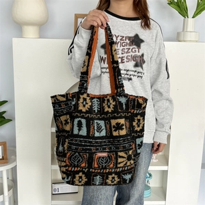 Ethnic pattern plush tote bag for women made of thick faux fur with spacious interior