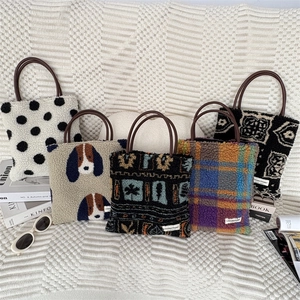 Detailed collection of plush tote bags featuring multiple vintage patterns and PU handles