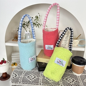 Plush insulated water bottle carrier bag with checkered handle and cute logo patch