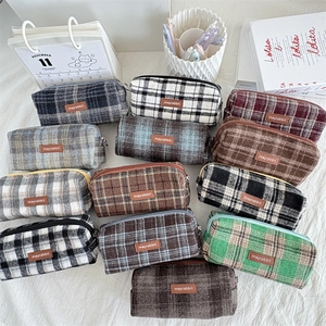 Retro Woolen Plaid Pencil Case Large Capacity Zipper Stationery Storage Bag Vintage Checkered Makeup Pouch