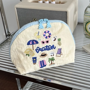 Borsa per trucco crema con ricami vacanza e cerniere a forma di orsetto blu