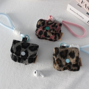 Plush Leopard Print Earphone Case Pouch With Lanyard Button Closure Soft Wireless Headphone Protector Creative Mini Bag
