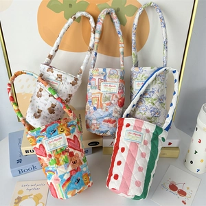 Portable Water Bottle Holder Bag Quilted Fabric Floral Bear Printed Soft Protective Sleeve With Handle