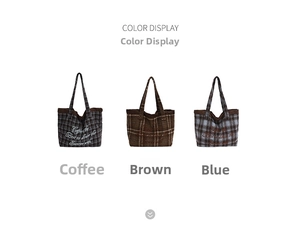 Detailed comparison of three retro plaid tote bags in coffee, brown, and blue colors