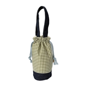 Portable plaid water bottle sleeve with drawstring and denim handle for insulation