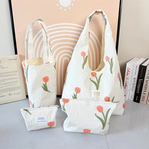 Stickerei Tulpe Gekräuselter Stoff Tote Bag Schulter Handtasche Eimer Kosmetiktasche Frischer Pastoraler Stil Für Damen