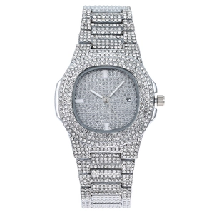 Silver iced-out hip hop quartz watch for men with full crystal bezel and steel calendar band