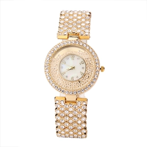 Orologio al quarzo dorato di lusso per donna con strass e quadrante in madreperla