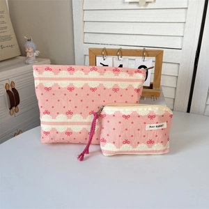 Floral canvas makeup bag set with pink bows and white lace pattern for women