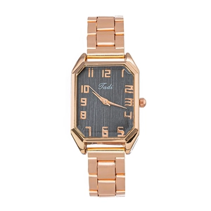 Montre à quartz carrée avec bracelet en acier rose doré et cadran gris minimaliste
