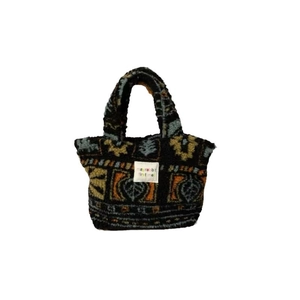 Winter plush handbag with ethnic geometric patterns and lamb wool texture for daily use