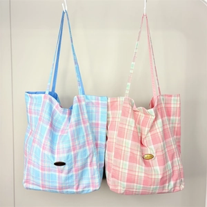 Minimalist large plaid tote bag in pastel colors for students and daily commuting