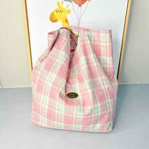 Pink and green plaid large capacity canvas tote bag with handmade label for daily commuting