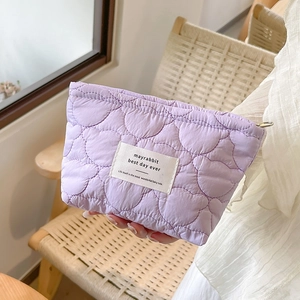Quilted heart pattern light purple cosmetic bag with zipper and logo label