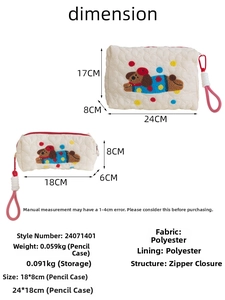 Size guide for polka dot puppy cosmetic bags showing zipper dimensions and polyester fabric details