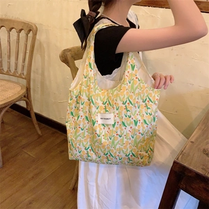 Sac fourre-tout en toile à motif tulipes pour femme au design décontracté et spacieux