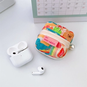 Quilted floral earphone pouch with cartoon bear print and decorative pearl pendant