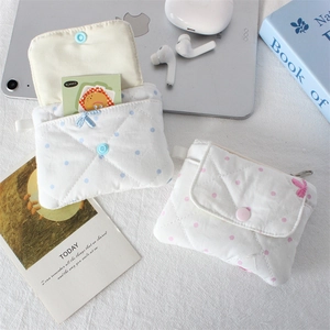 Quilted cotton card holder and coin purse featuring polka dots and snap closure