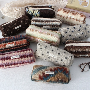 Plush Pencil Case Large Capacity Fleece Stationery Bag Lamb Wool Zipper Pouch For Students School Office Supplies Heart Printed