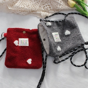 Cute plush flower shoulder bag with heart pattern and woven strap in soft fleece fabric