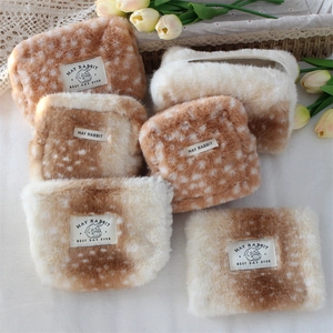 Plush Deer Pattern Makeup Bag Portable Zipper Storage Pouch Soft Faux Fur Cosmetic Case Cute Forest Style Organizer