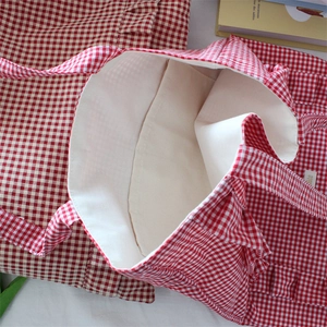 Sac fourre-tout en toile vichy rouge avec bords à volants et poche intérieure spacieuse