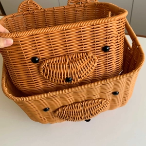 Cute bear-shaped woven storage baskets in two sizes for organizing home toys and snacks