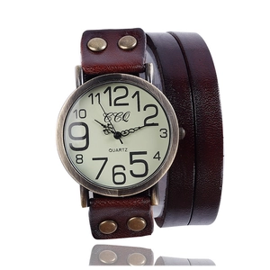 Retro vintage quartz watch with brown triple-wrap leather strap and rivet details