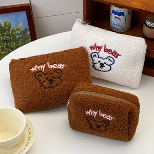 Cute Cartoon Bear Embroidered Sherpa Fleece Cosmetic Bag Portable Travel Toiletry Pouch Soft Teddy Fleece Organizer