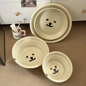 Three-piece set of cream white foldable basins with cute bear patterns and hanging holes