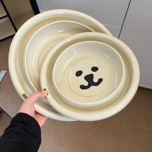 Three-piece set of cream white bear washbasins with hanging holes for easy storage