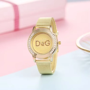 Elegant gold alloy mesh strap women's watch with rhinestone bezel and quartz movement