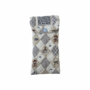 Quilted cotton cartoon bear sunglasses pouch with blue button and bear story print
