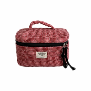 Borsa per cosmetici a quadretti rossi con cuori trapuntati e nappa decorativa