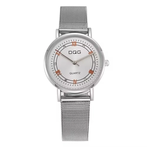 Elegant Women Fashion Quartz Watch Rhinestone Roman Numerals Analog Wristwatch Milanese Mesh Alloy Strap