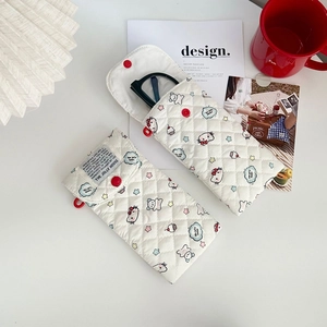 Cartoon Cat Bear Pattern Quilted Cotton Fabric Glasses Storage Pouch Portable Soft Sunglasses Case With Button Closure