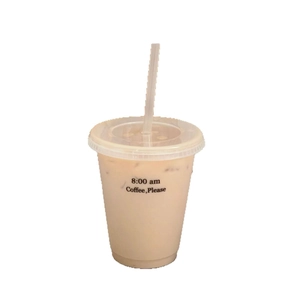 Wiederverwendbarer 500ml Kaffeebecher mit Strohhalm und 8:00 am Aufdruck in Weiß