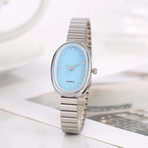 Women Quartz Watch Alloy Oval Case Rhinestone Hour Markers Metal Expandable Strap Elegant Fashion Wristwatch